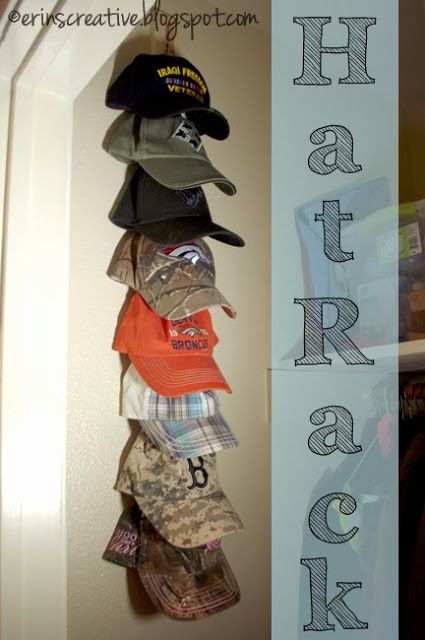 Free or Cheap DIY Hat Rack with clothespins. Hat Storage Ideas, Hat Rack Ideas, Baseball Hat Racks, Diy Hat Rack, Cap Rack, Diy Clothes Rack, Door Diy, Hat Organization, Hat Holder