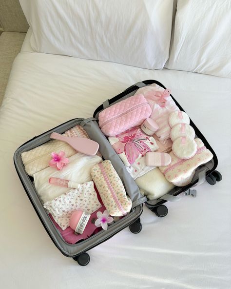 Travel essentials 🌸🎀🌺🍒🌼💖 #pinkgirl #pinkaesthetic #girly #travel #packwithme #travelwithme Suitcase Pink Aesthetic, Pretty Girly Things, Pink Life Aesthetic, Travel Aesthetic Packing, Pack With Me For Vacation, Girly Things Aesthetic, Packing Aesthetic, Vacation Suitcase, Aesthetic Packing