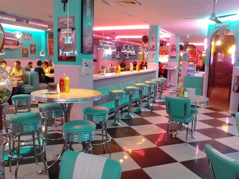 American Diner - Google Search 60s Cafe, 60s Diner, 1950s Aesthetic, 1950s Diner, Diner Aesthetic, 50s Aesthetic, 50's Diner, Architecture Restaurant, Diner Ideas