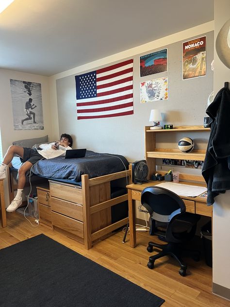 Boy Dorm Rooms, Guy Dorm Room Ideas, Guy Dorm Rooms Decorations, Guys Dorm Room Ideas, Cool Guy Dorm Rooms, Mens Dorm Room Ideas, Men’s Dorm Ideas, Men’s College Dorm, Male Dorm Room Ideas