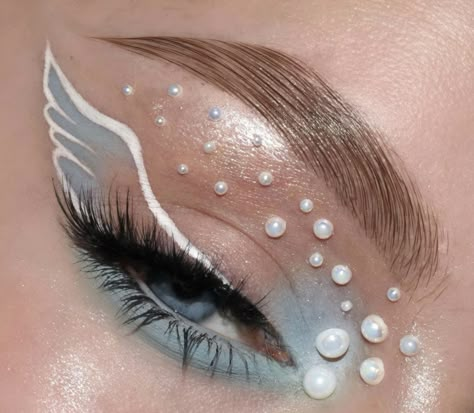 Спонж Beauty Blender, Artsy Makeup, Angel Makeup, Funky Makeup, Cute Eye Makeup, Graphic Makeup, Magical Makeup, Graphic Eyeliner, Ethereal Makeup