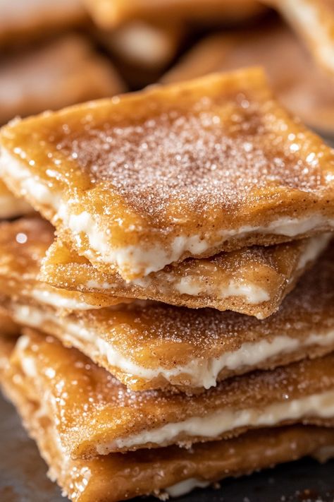 Cream Cheese Churros, Churro Bugle Snack, Churro Desserts, Churro Dessert, Saltine Cracker Toffee, Saltine Toffee, Cracker Candy, Cracker Toffee, Toffee Recipe