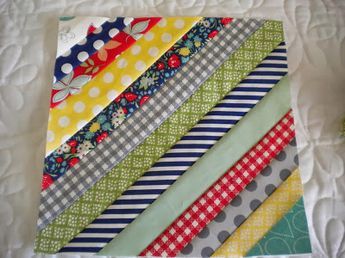 A Quilting Life: String Quilt Blocks--A Tutorial A Quilting Life, Scrap Quilting, String Quilt, Scrappy Quilt Patterns, Tshirt Quilt, String Quilts, Scrap Quilt Patterns, Quilting Blocks, Quilt As You Go