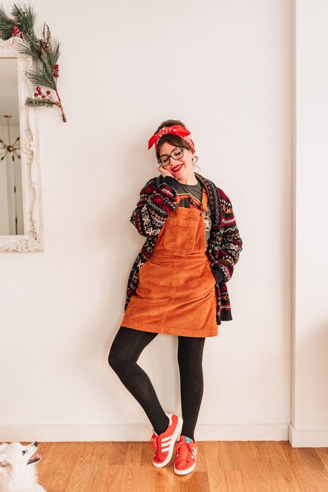 4 Ways to Style Overall Dresses Skirt Overalls Outfit Fall, Dresses With Tights And Sneakers, Shirt Over Dress Outfit Plus Size, Styling Overall Dress, Styling Overalls Fall, Quirky Style Outfits, Corduroy Overall Dress Outfit, Overall Dress Outfit Fall, Overall Dress Outfit Winter