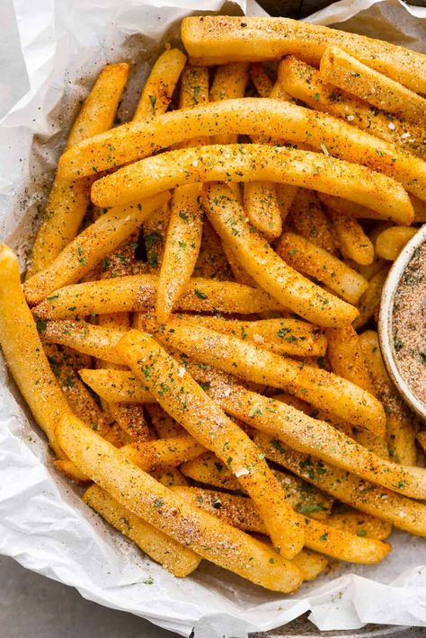 French Fry Seasoning Recipe, Seasoned French Fries Recipe, French Fries Seasoning, Fry Seasoning Recipe, French Frie Seasoning, Wedges Fries, Masala Chips, Fry Seasoning, French Fry Seasoning