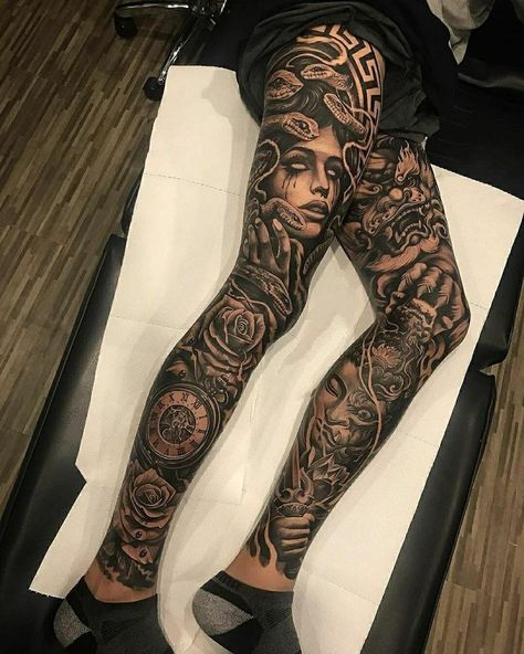 Mangas Tattoo, Best Leg Tattoos, Medusa Tattoo Design, Full Leg Tattoos, Tattoos Geometric, Medusa Tattoo, Leg Tattoo Men, Leg Tattoos Women, Leg Sleeve Tattoo