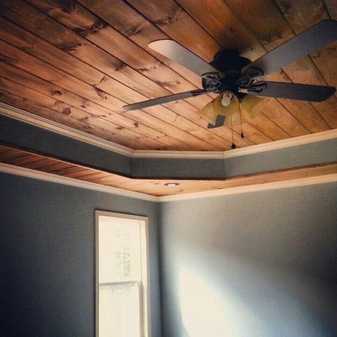 Different Types of Various Wooden Ceiling Decoration - The Architects Diary Wood Plank Tray Ceiling Master Bedrooms, Master Tray Ceiling Ideas, Tray Ceiling With Wood Planks, Rustic Tray Ceiling, Stained Wood Ceiling Bedroom, Rustic Bedroom Ceiling Ideas, Stained Wood Trim Farmhouse, Tray Bedroom Ceiling, Rustic Tray Ceiling Ideas