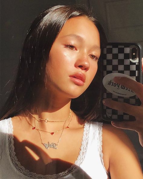 LILY CHEE on Instagram: “✨🧚🏻‍♀️👼🏼🏹” Skin Aethstetic, Clear Skin Aethstetic, Angie Varona, Erin Sanders, Emily Rudd, Lily Chee, Emily Deschanel, Ashlee Simpson, Jordyn Jones