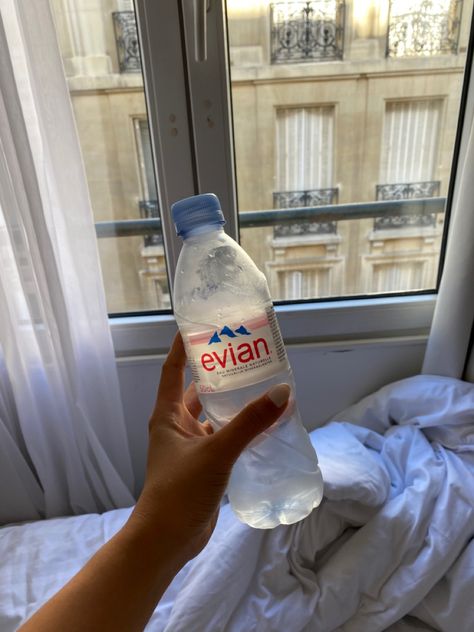 Paris Evian Water Bottle Aesthetic, Arina Core, Evian Water Bottle, Evian Water, Water Bottle Aesthetic, Bottle Aesthetic, Fav Drink, Frozen Water, Water Aesthetic