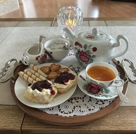 Having Tea Aesthetic, Tea And Cookies Aesthetic, Tea Parties Aesthetic, Tea And Biscuits Aesthetic, Tea Party Aesthetic Vintage, Tea Time Aesthetic, Pastries Aesthetic, Pastry Aesthetic, Tea Party Aesthetic