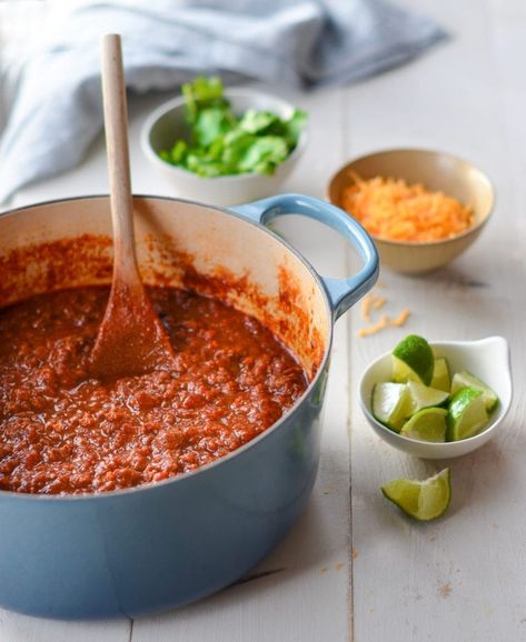 Best Ground Beef Chili - Once Upon a Chef Once Upon A Chef Recipes, Chili Recipe Video, Ground Beef Lunch, Hearty Chili Recipe, Sauteed Chicken Breast, Ground Beef Chili, Beef Chili Recipe, Classic Chili, Once Upon A Chef