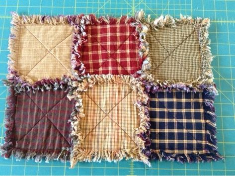 Mrs P's Amherst, Nova Scotia: Rag quilt...perfect for beginners!... Rag Quilt Instructions, Denim Rag Quilt, Rag Quilting, Flannel Rag Quilts, Rag Quilt Tutorial, Quilt Instructions, Rag Quilt Patterns, Beginner Quilting, Patchwork Table Runner