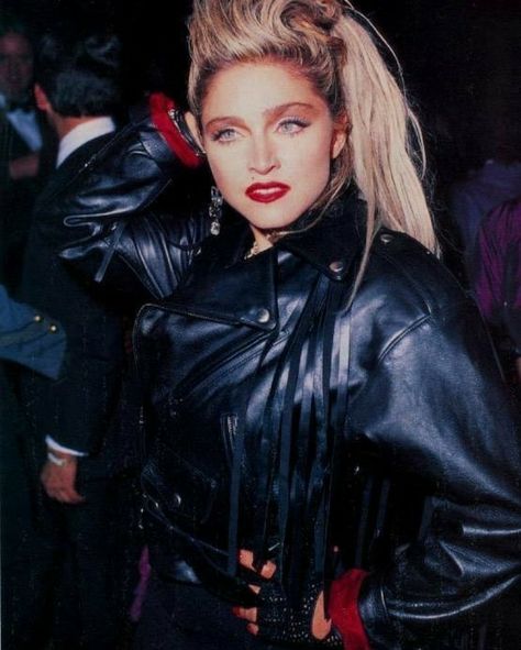 80s Biker Chick, Madonna Young, 80s Madonna, Madonna Fashion, 1980s Madonna, Madonna Vogue, Madonna Pictures, Divas Pop, Madonna 80s