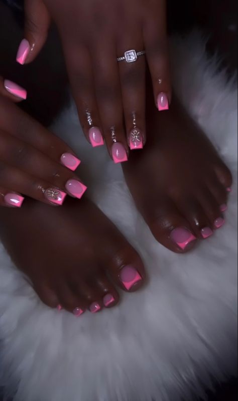 Gel Toe Nails, Acrylic Toe Nails, Acrylic Nail Set, Hard Nails, Girly Acrylic, Colored Acrylic Nails, Girly Acrylic Nails, French Tip Acrylic Nails, Colored Acrylic