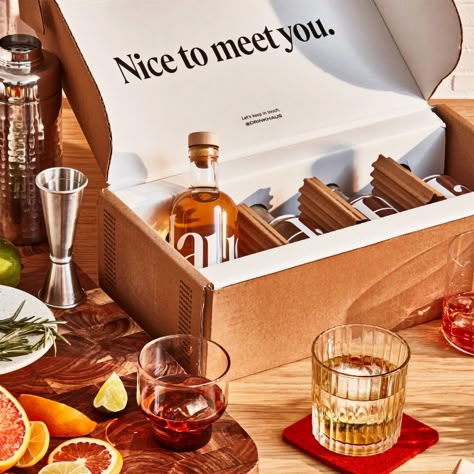 12 Cocktail Kits That'll Bring Out Your Inner Bartender Gift Set Packaging Ideas, Cocktail Tasting, Blaze Pizza, Composition Rules, Coffee Packaging Design, Boxed Wine, Tequila Gift, Wine Business, Set Packaging