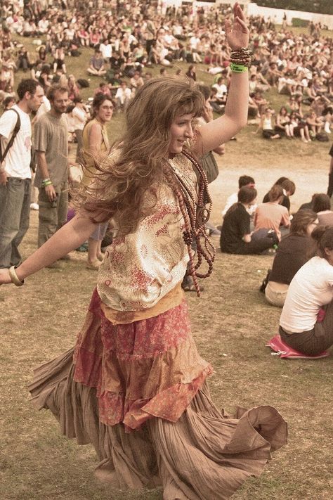 Woodstock 1969 Mundo Hippie, Woodstock Hippies, Woodstock Music, Woodstock 1969, Hippie Lifestyle, Woodstock Festival, Hippie Movement, Hippie Aesthetic, Hippie Culture