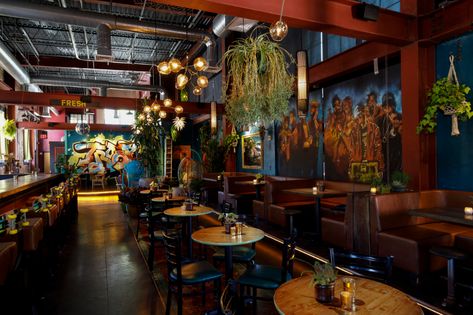 Coolest Restaurants, 90s Interior, Urban Bar, Fun Vibes, Cozy Restaurant, Cafe Concept, Rooftop Party, Bar Interior Design, Cool Restaurant