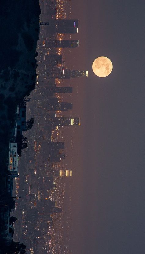 Landscape Posters Aesthetic, Sky Aesthetic Landscape Background, City Night Laptop Wallpaper, Wallpaper Backgrounds Aesthetic Vintage Pc, Landscape Wallpaper Aesthetic Landscape Wallpaper, Moon Background Landscape, Rain Aesthetic Wallpaper Laptop, Pc Background Aesthetic Vintage, Night Sky Wallpaper Laptop