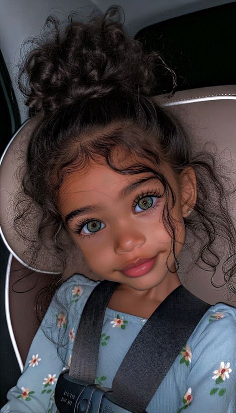 Mixed Babies With Green Eyes, Blaxican Babies, Mixed Baby Girl, Mixed Race Babies, Mix Babies, Green Eyed Baby, Mixed Children, Black Hair Id Roblox, Hispanic Babies