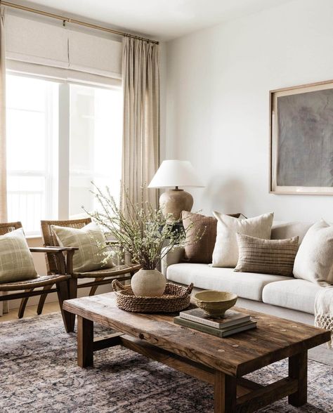 Decorating With Neutrals - 10 Important Designer Tips Cozy California Living Room, Magnolia Style Living Room, Sand And Stone Living Room, All Beige Living Room, House Inspiration Living Room, Organic Earthy Living Room, Organic Modern Living Room Decor Ideas, Earthy Living Room Aesthetic, Nancy Meyers Living Room Aesthetic