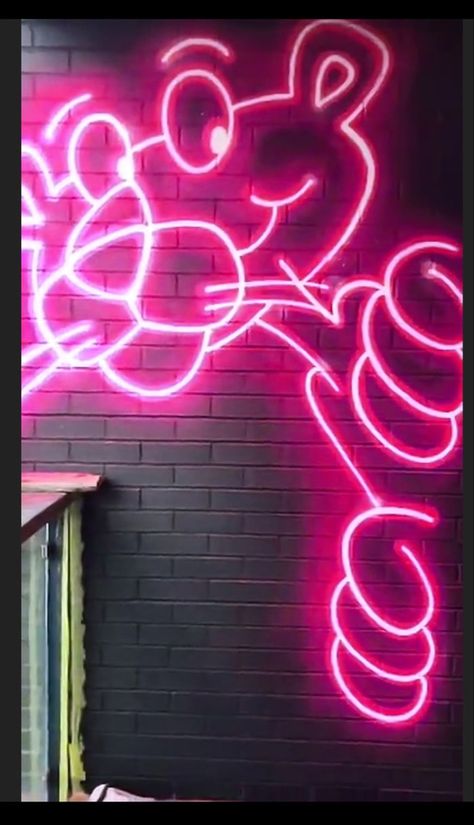 Neon Wall Paint, Neon Light Drawing, Led Painting, Neon Wall Art Paint, Glow Graffiti, Neon Graffiti, Neon Graffiti Art, Neon Drawings, Neon Graffiti Room