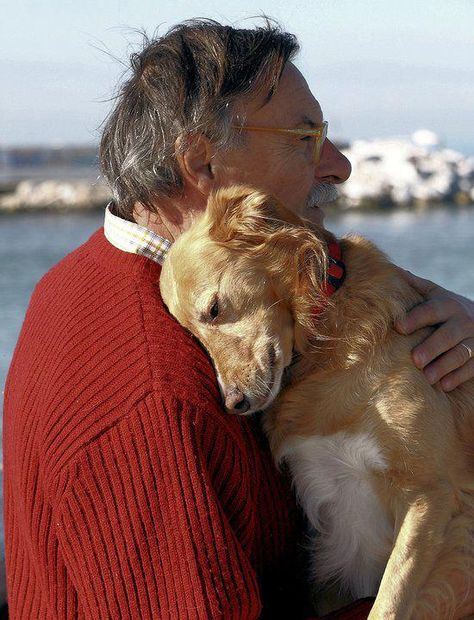 "This photo touched my heart so deeply, I nearly cried. This kind of deep unconditional love and incredible bond is what I have always had with my own pets..... which makes losing them so incredibly devastating." ~Skye Touching Photos, Love My Dog, Sweet Animals, Unconditional Love, Mans Best Friend, 귀여운 동물, Animals Friends, Friends Forever, I Love Dogs