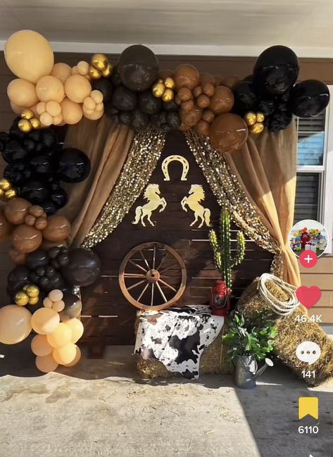 Hoedown Photo Backdrop, Mexican Cowgirl Birthday Party, Rancho Theme Birthday Party, Country Chic Birthday Party Decorations, Western Theme Centerpieces For 15, Black And Gold Western Party, Country Hoedown Party Decorations, Western Glam Birthday Party, Dukes And Boots Party Ideas