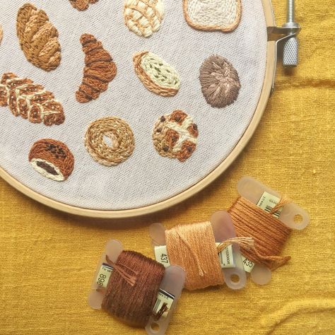 Bread Embroidery, Embroidery Icons, Food Embroidery, Painting Studies, Recipe Journal, Simple Painting, Embroidery Stitching, Hand Embroidery Projects, Handmade For Sale