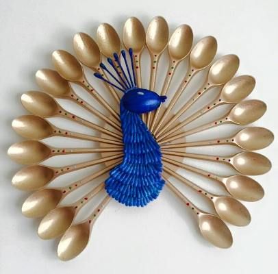 peacock crafts for kids Peacock Crafts For Kids, Easy Art And Craft Ideas, Easy Art And Craft, Plastic Spoon Art, Craft Ideas For Adults, Spoons Diy, Plastic Spoon Crafts, Spoon Craft, Peacock Crafts