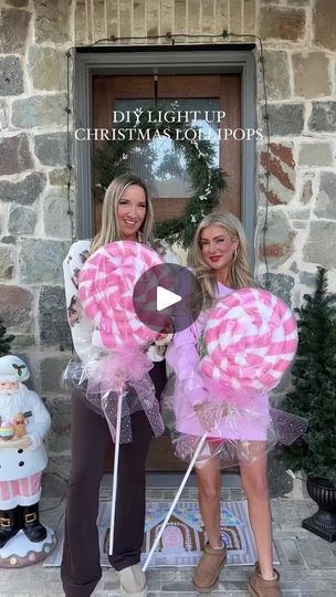 Pink Christmas Diy, Candy Houses, Candy Decorations Diy, Diy Christmas Candy, Christmas Lollipops, Gingerbread Christmas Decor, Pastel Candy, Candyland Party, Diy Light