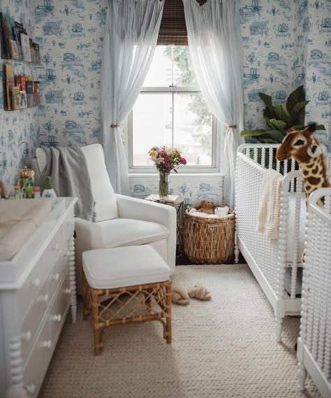 Small Twin Nursery, Nursery Ideas For Twins, Tiny Nursery Ideas, Twin Babies Nursery, Twin Nursery Room, Twin Boys Nursery, Twin Baby Rooms, Woodland Creatures Nursery, Nursery Layout