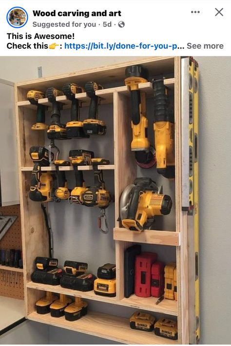 Tool Wall Storage, Tre Kunst, Garage Storage Inspiration, Storage Shed Organization, Garage Workshop Organization, Workshop Layout, Workbench Plans Diy, Power Tool Storage, Garage Organization Diy