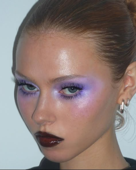 Editorial Purple Makeup, Runway Makeup Looks, Funky Makeup, Pretty Makeup Looks, Purple Makeup, Ethereal Makeup, Creative Makeup Looks, Make Up Inspo, Makeup Obsession