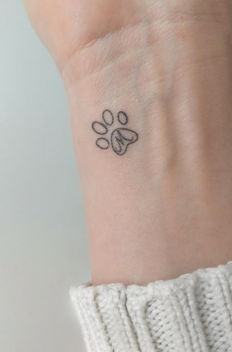 Minimal Hidden Tattoos, Special Dog Tattoo, Line Work Paw Print Tattoo, Dog Remembrance Tattoos, Doggie Tattoos Ideas, Minimal Pet Tattoo, Remembering Dog Tattoo, Tattoos For Lost Dogs, Pet Remembrance Tattoo Dogs