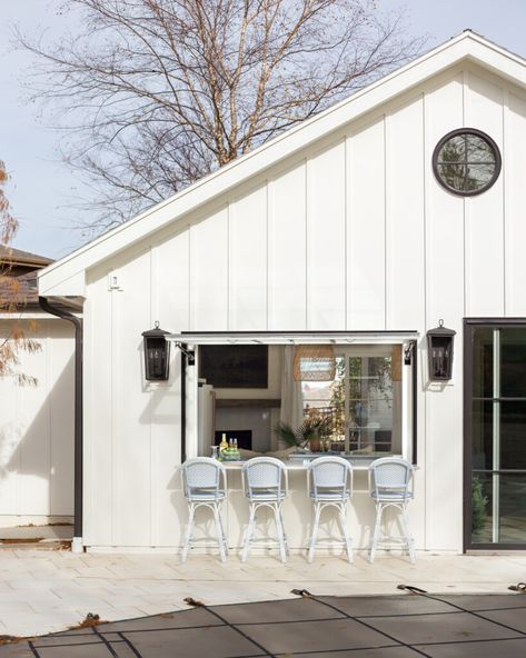 Pool House Living Quarters, Garage Turned Pool House, Small Shed Pool House Ideas, Garage Into Pool House, Pool House Laundry Room, Pool House Mudroom, Pool House 2 Bedroom, Pool Outside House, Basement Pool House