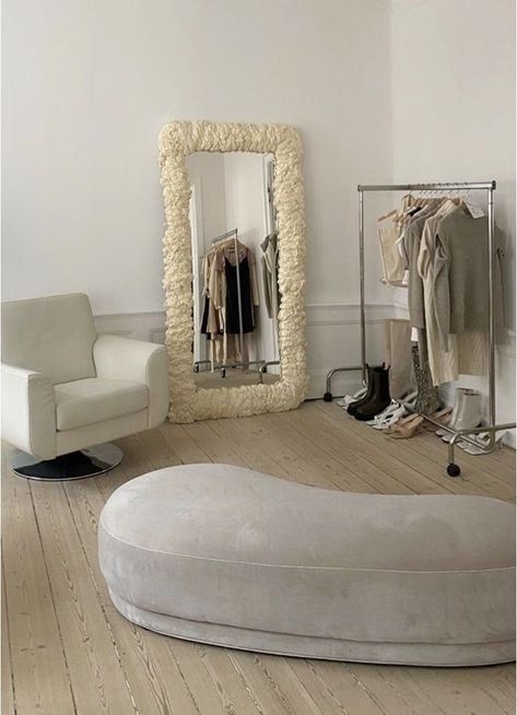 Foam Mirror, Interior Unique, Remodel Basement, Interior Layout, Dekorasi Kamar Tidur, Interior Bathroom, Moon Decor, Aesthetic Rooms, White Room