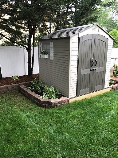 Small Shed Landscaping Ideas, Backyard With Storage Shed, Shed Planting Ideas, Side Of Shed Landscaping, Shed Landscape, Ideas To Cover Bottom Of Shed, Landscaping Around A Shed, Storage Shed Landscaping Ideas, Shed Landscaping Ideas Backyards