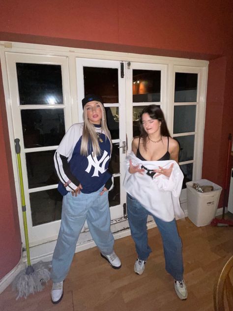 90s hip hop y2k vibes aesthetic dress up costume women men baggy jeans 2000 Rapper Costume, Baggy Jeans Halloween Costume, Outfit Ideas 2000s Style Hip Hop, 90s Rappers Costume, Baggy Costume Ideas, Decades Day Spirit Week 90s Hip Hop, Eminem Costume Girl, Rapper Outfits Female Spirit Week, Halloween 90s Costumes