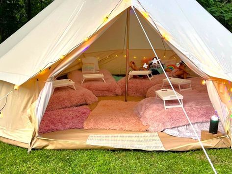 kids glamping party idea Glamping Slumber Party Ideas, Glamping Bell Tent, Kids Glamping Party, Girls Glamping Birthday Party, Glamping Party Ideas, Glamping Birthday Party, Party Ideas For Girls, Camping With Teens, Glamping Birthday