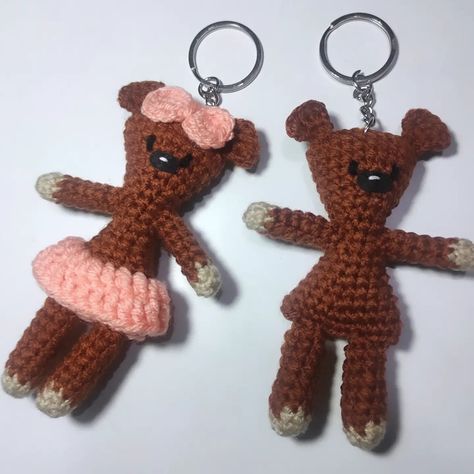 Mr Bean's teddy and Lottie This was one of the cutest custom orders❤️ DM for order/enquiry 💌 . . . . . Tags🏷️: #crochet #amigurumi #crochetteddy #mrbean #crochetlottie #mrbeanteddy #couple #couplekeychain #fyp #explorepage #insta Mr Bean Teddy, Couple Crochet, Crochet Store, Matching Keychains, Couples Keychains, Mr Bean, Crochet Teddy, Crochet Keychain, Couple Matching