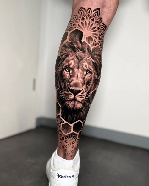 Tattoo Designs Lion, Lion Leg Tattoo, Geometric Tattoo Leg, Calf Tattoo Men, Geometric Sleeve Tattoo, Lion Tattoo Sleeves, Full Leg Tattoos, Mens Lion Tattoo, Lion Head Tattoos