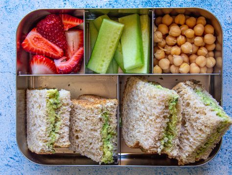 Healthy Lunch Box Ideas Vegetarian, Tofu Bento Box Lunch, Fruits For Lunch Lunchbox Ideas, Vegetarian Snack Box Lunch, Plant Based Lunch Box Ideas, Healthy Work Lunch Ideas Vegetarian, Lunch Box Ideas For Adults Vegetarian, Lunchbox Ideas Vegan, Vegetarian Protein Lunch Box Ideas