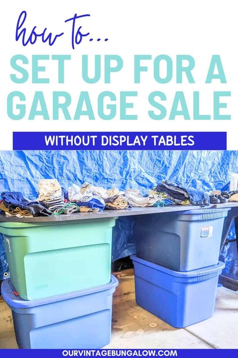 Garage Sale Table Ideas, Yard Sale Organization Display, Garage Sale Ideas Display, Yard Sale Display, Yard Sale Hacks, Yard Sale Organization, Garage Sale Organization, Vintage Bungalow, Garage Sale Tips