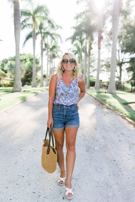 Summer of Style | J.Crew Florals | Hi Sugarplum! J Crew Outfits Summer, J Crew Summer Outfits, Jcrew Summer Outfits, Jcrew Summer, Jcrew Style, J Crew Summer, J Crew Outfits, Hi Sugarplum, Texas Girl