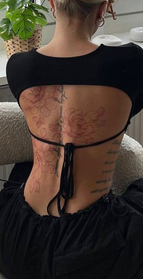 Female Back Tattoos, Back Tattoo Ideas For Women, Spinal Tattoo, Back Tattoo Ideas, Hyper Realistic Tattoo, Usa Tattoo, Girl Back Tattoos, Cross Tattoos For Women, Back Of Neck Tattoo