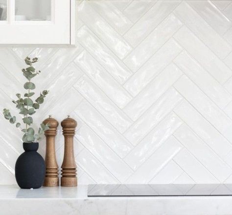 White Tile Backsplash Herringbone, Chevron Tiles Kitchen Backsplash, Herringbone Kitchen Tile Backsplash, Chevron Backsplash Kitchen Herringbone, Textured Herringbone Backsplash, Subway Tile Chevron Backsplash, White Subway Herringbone Backsplash, White Chevron Backsplash Kitchen, White Subway Tile Kitchen Backsplash Herringbone