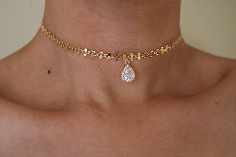 Dope Jewelry, Gold Choker, Girly Jewelry, Dream Jewelry, Gold Chain Necklace, Pretty Jewellery, Piercing Jewelry, Cute Jewelry, Jewelry Ideas