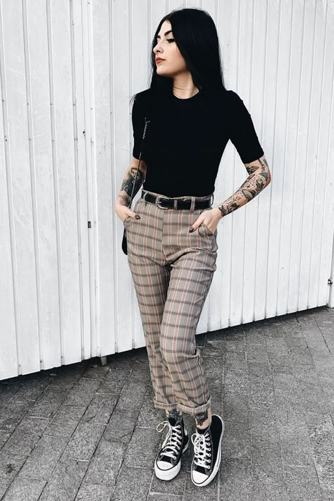 Grunge Fall Outfits, Edgy Work Outfits, Corporate Goth, Business Casual Outfits For Work, Work Fits, Elegante Casual, Vestidos Vintage, Casual Work Outfits, Mode Inspo