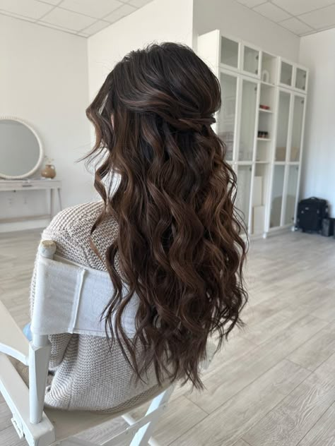 Beach Waves Hairstyles Half Up, Hair Inspo For Bridesmaid, Beach Waves Hair Wedding Bridesmaid, Waves Half Up Half Down, Long Wavy Hair For Wedding, Updo Beach Hairstyles, Half Up Half Down Hair Women Wedding, Hairstyles Waves Long, Beach Wave Half Up Half Down Wedding