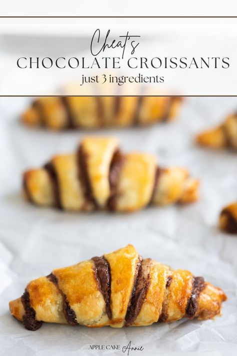 3 Ingredient Cheat's Chocolate Croissants Chocolate Croissant Recipe Easy, Chocolate Croissant Recipe, Puff Pastry Chocolate, Crossiant Recipes, Homemade Crumpets, Chocolate Pie Filling, Chocolate Croissants, Butter Puff Pastry, Butter Pastry